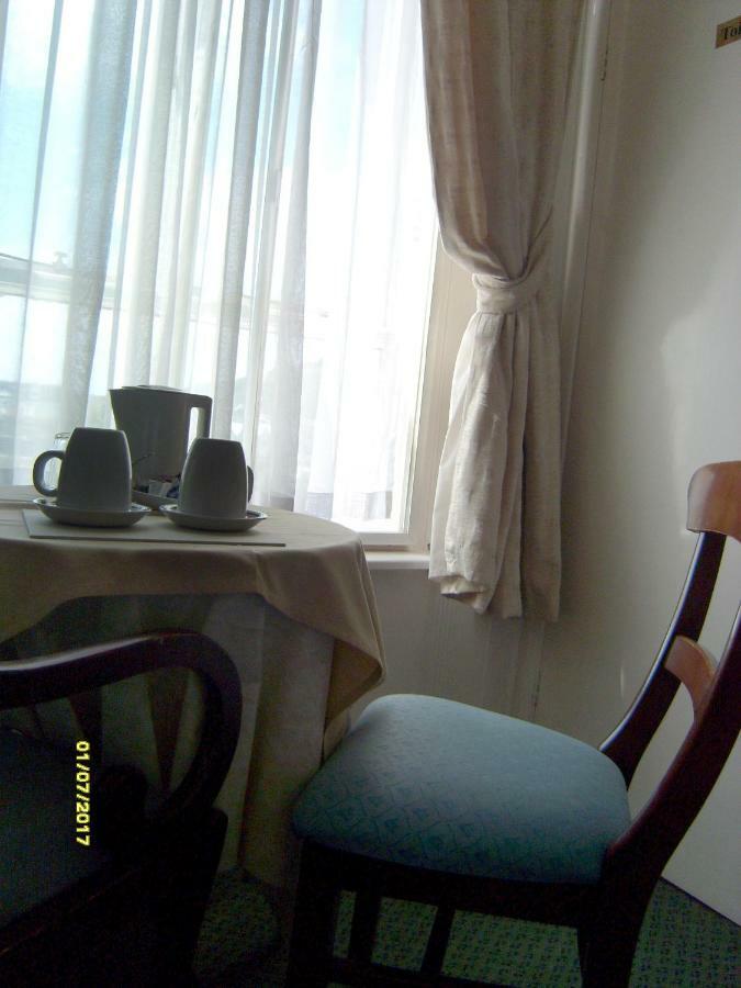 St Martins Guest House Dover Buitenkant foto